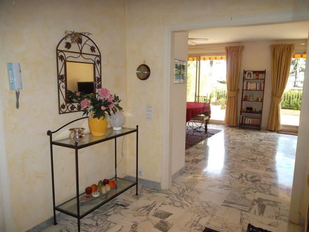 Riviera Vip Forville-Stanislas Cannes Extérieur photo