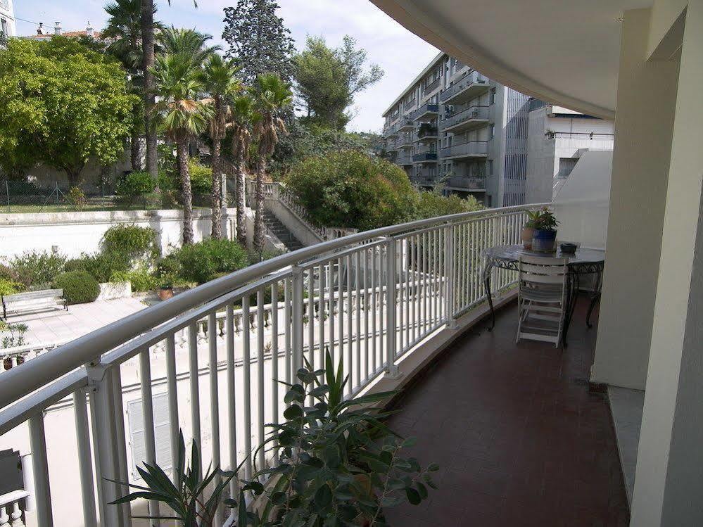 Riviera Vip Forville-Stanislas Cannes Extérieur photo